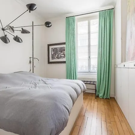 Arty Chic Heart Of - Nesle By Guestready Paris